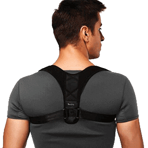 mann iført backzter holdningsvest